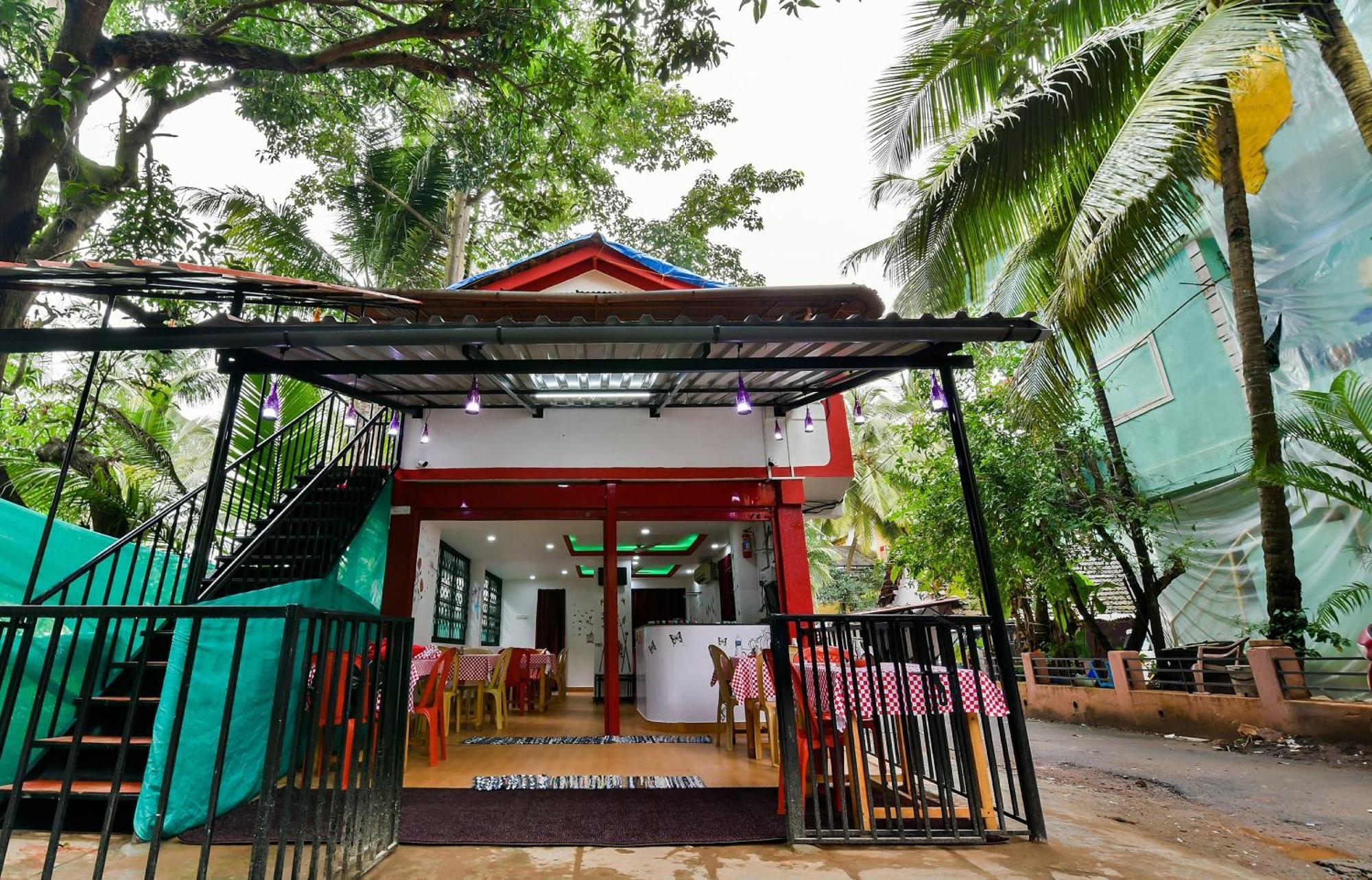 OYO 17147 Route 77 Calangute Exterior foto